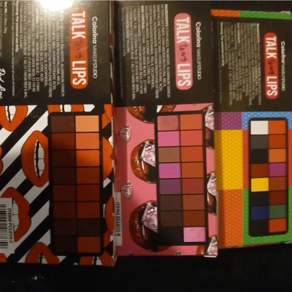 Two jumbo Lips cream pallets